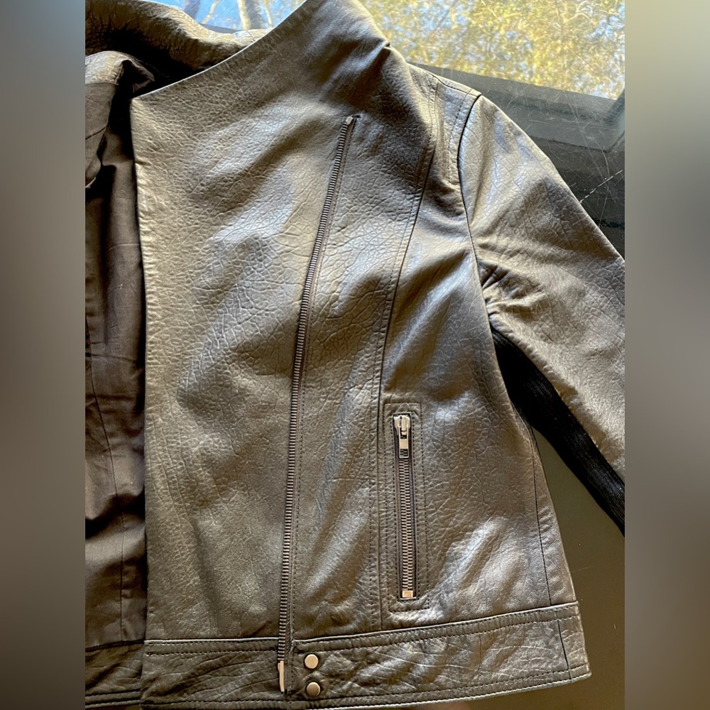 Vince Lamb Leather Biker Jacket Size Large - Picture 9 of 16